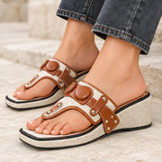 Delsara Women's Textured Platform Wedge Sandals - Brown - female - Michael Verde - Image 4